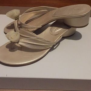 Donald J Pliner cream/good sheen Sandals